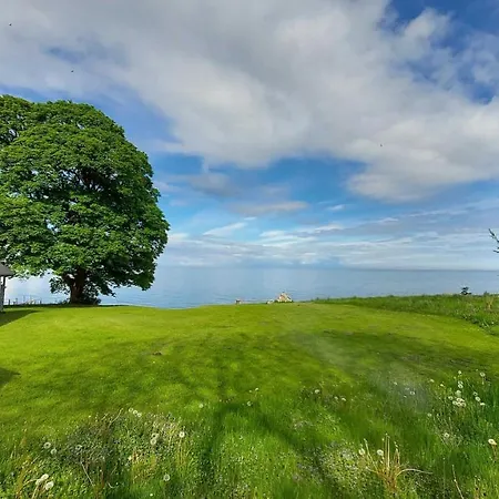 Garnhuset - The Perfect Getaway Right On The Beach And Surrounded By Forest *