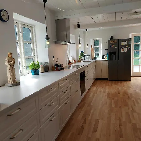 民宿 Garnhuset - The Perfect Getaway Right On The Beach And Surrounded By Forest Klippinge
